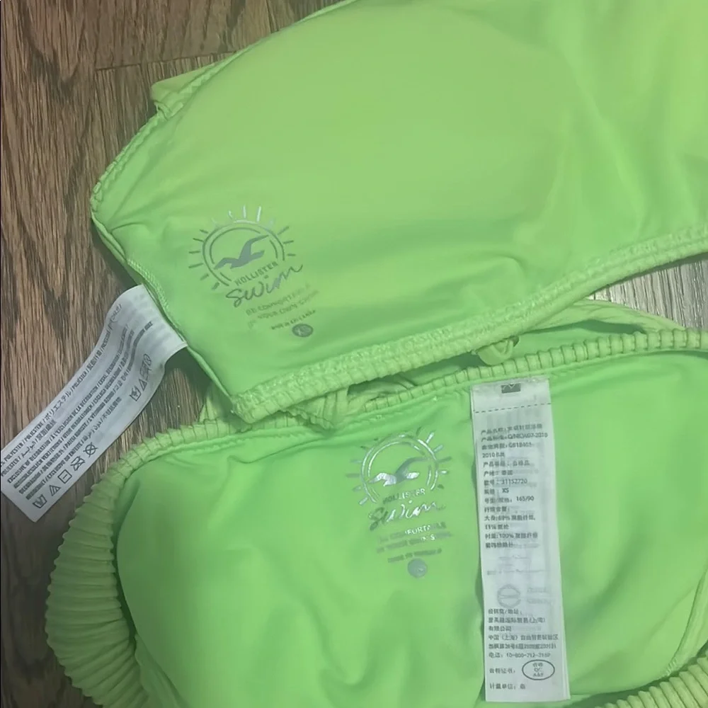 *2 for $15* Hollister Neon Green Ribbed bikini Set xx - Picture 3 of 3